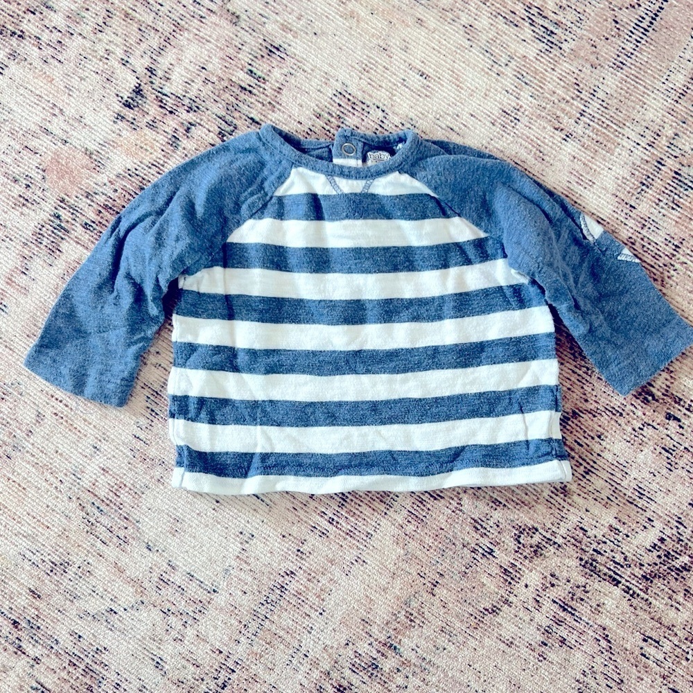 GAP Blue and White Long Sleeve Tee
